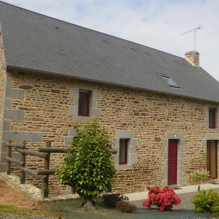 Modern Cottage in Normandy with Large Garden Isigny-le-Buat Exterior foto
